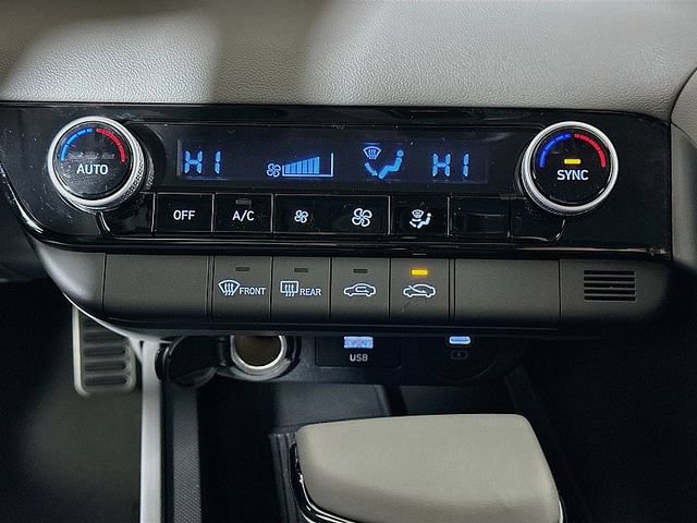 Certified 2026 Hyundai Elantra Sport FWD image 18