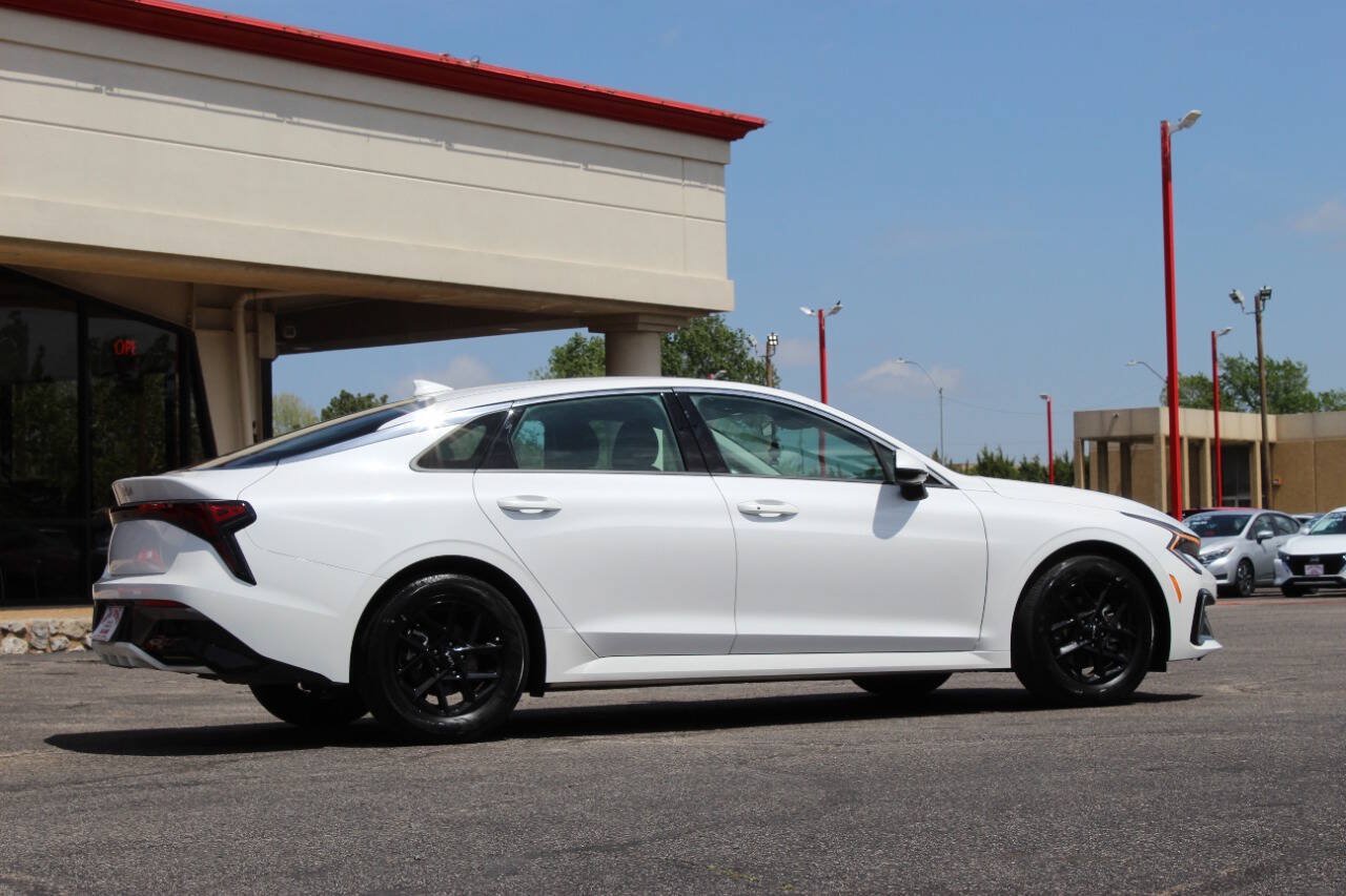 Used 2025 Kia K5 LXS FWD image 3