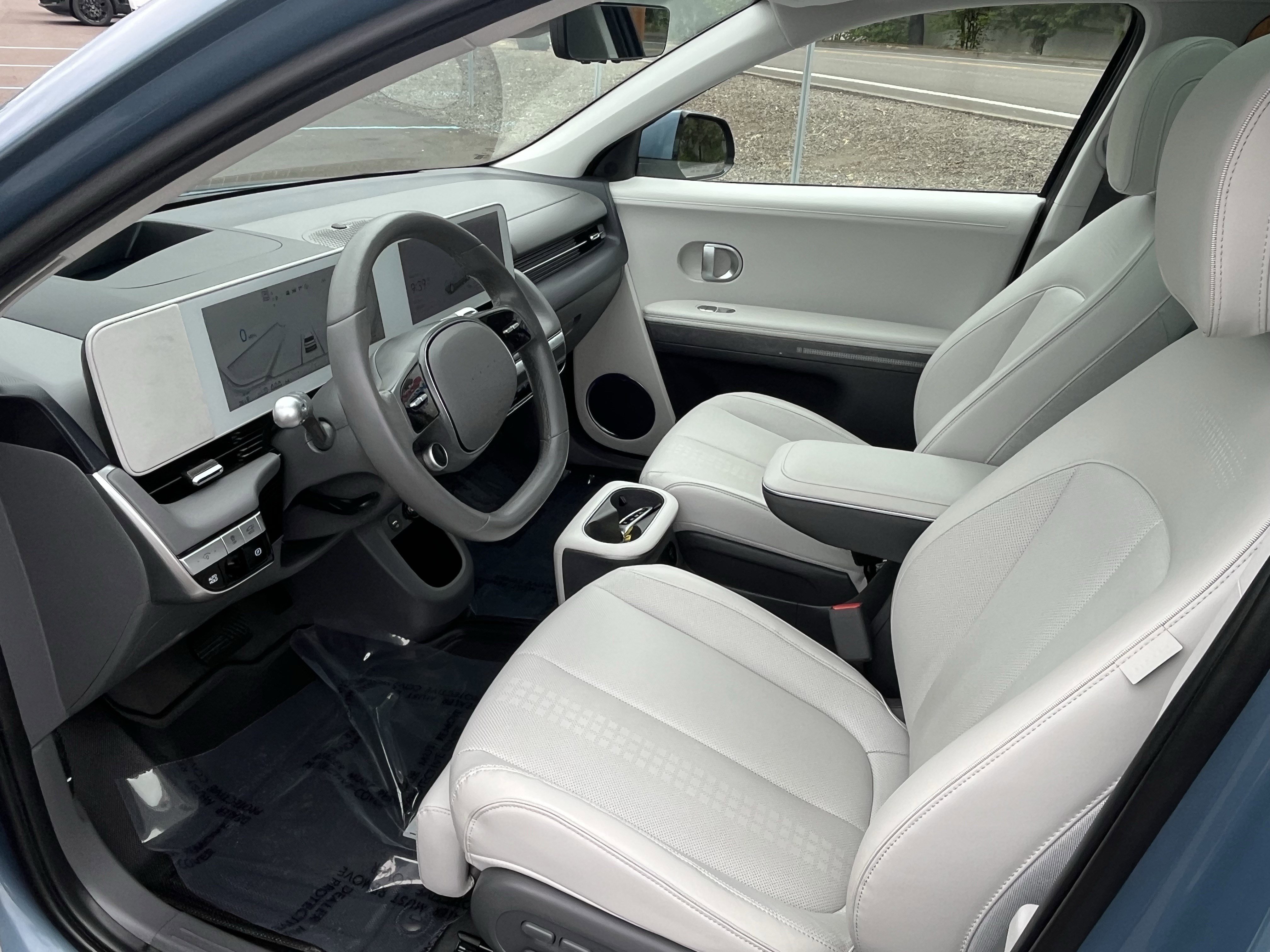 Certified 2024 Hyundai Ioniq 5 Limited AWD/4WD image 9
