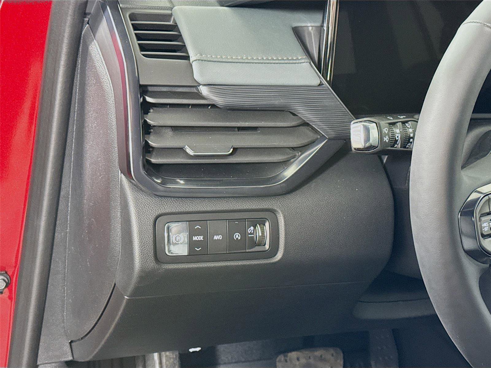 New 2026 GMC Acadia AT4 image 5