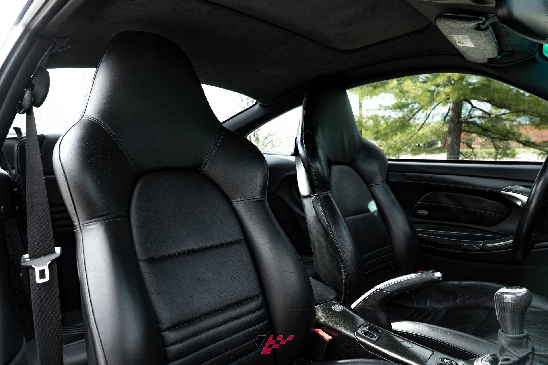 Used 2001 Porsche 911 Turbo image 2