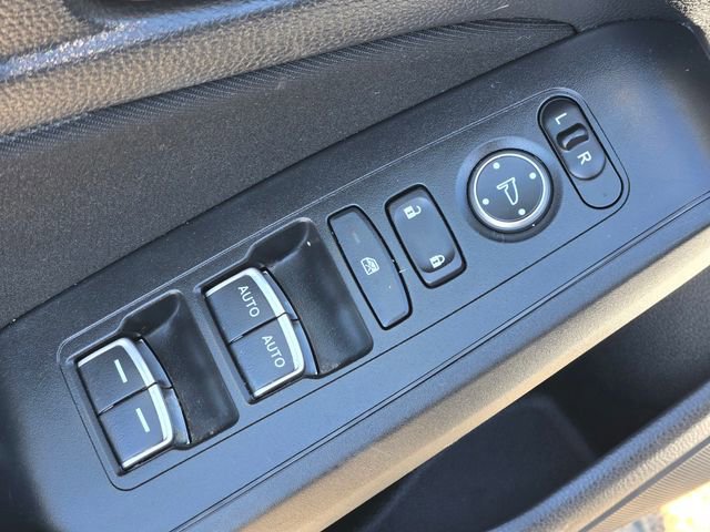 Used 2023 Honda Civic Sport image 16