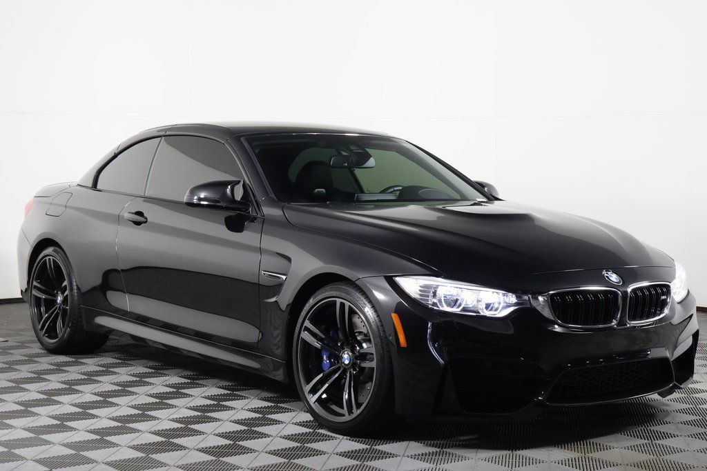 Used 2016 BMW M4 Convertible RWD image 3