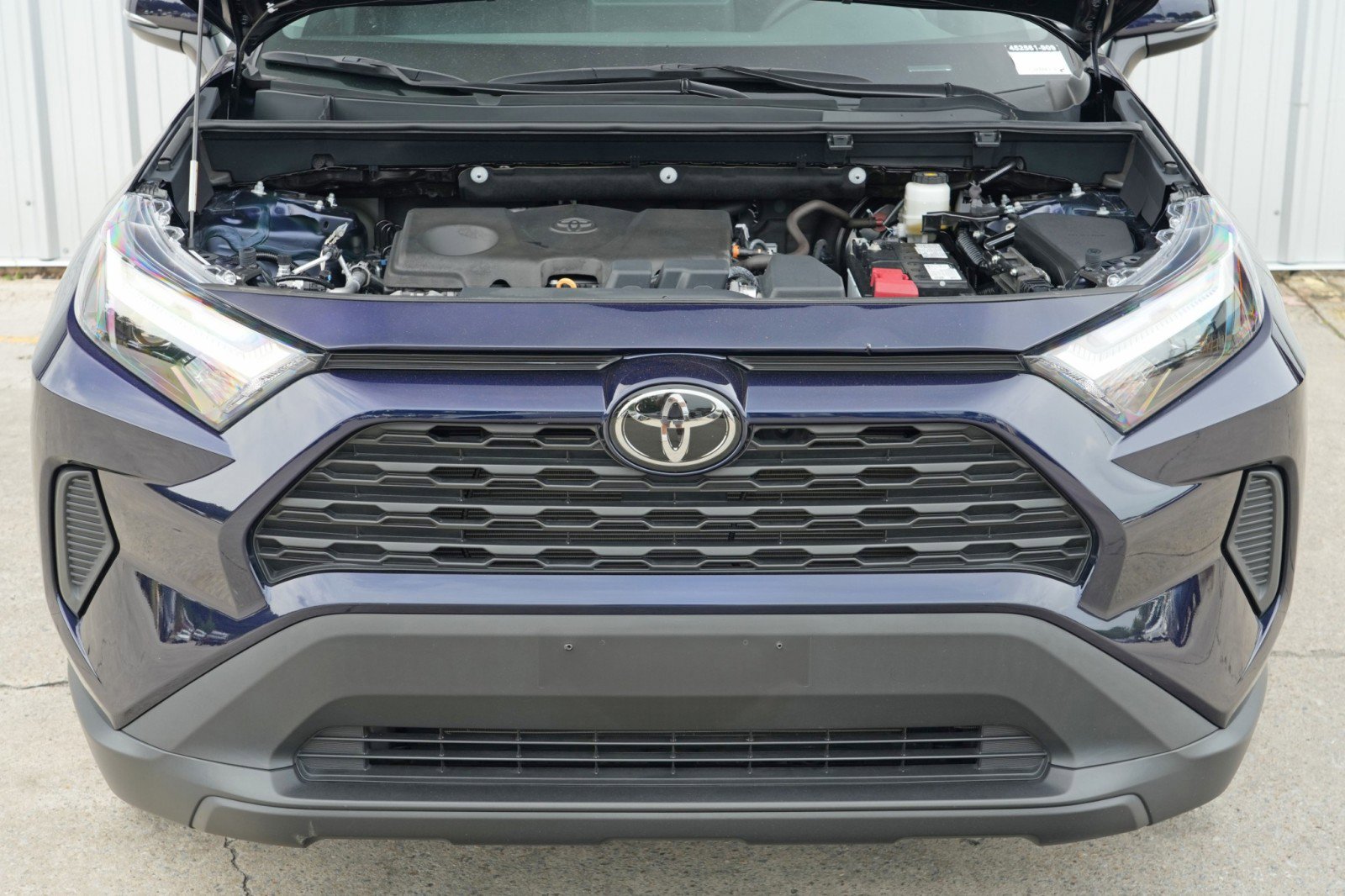 Used 2024 Toyota RAV4 XLE image 6