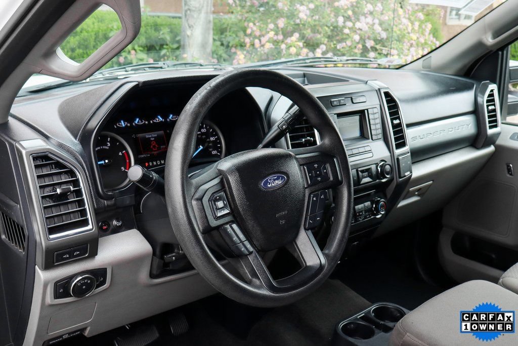 Used 2017 Ford F550 2WD Crew Cab Super Duty image 18
