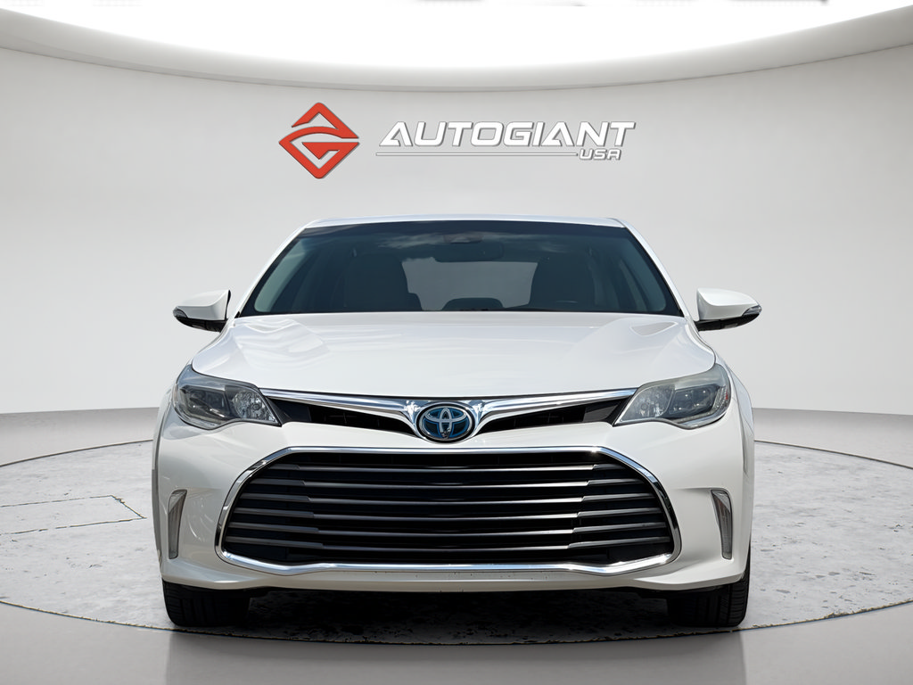Used 2018 Toyota Avalon Limited w/ Carpet Mat Package FWD image 11