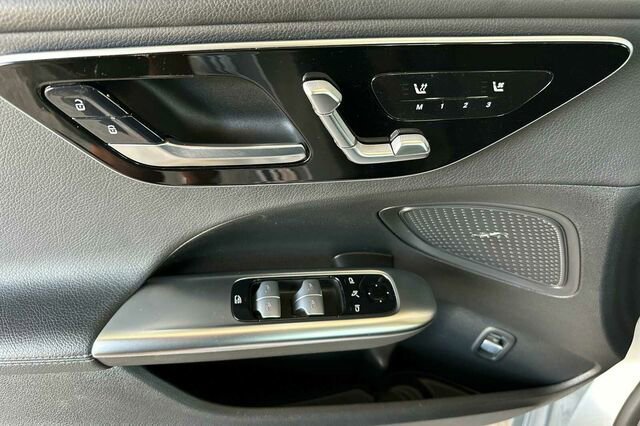 Certified 2022 Mercedes-Benz C 300 Sedan image 11