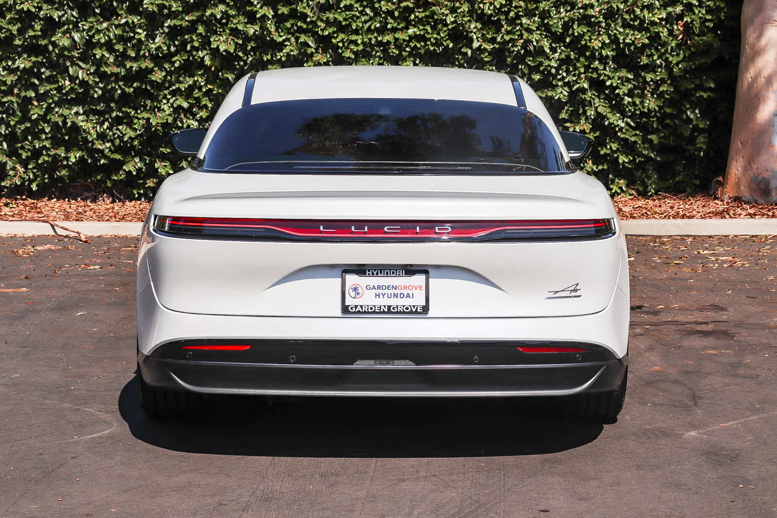 Used 2025 Lucid Air Touring AWD/4WD image 7