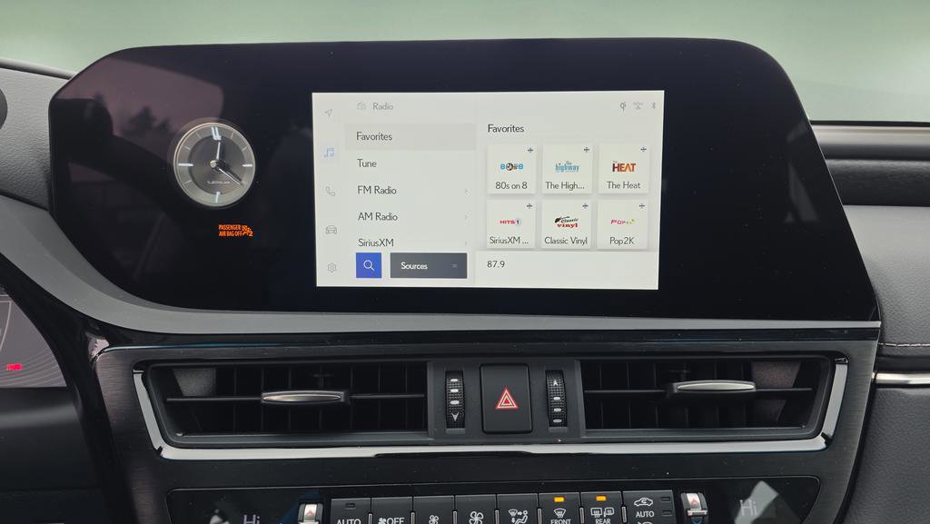 Certified 2023 Lexus ES 350 w/ Premium Package image 25