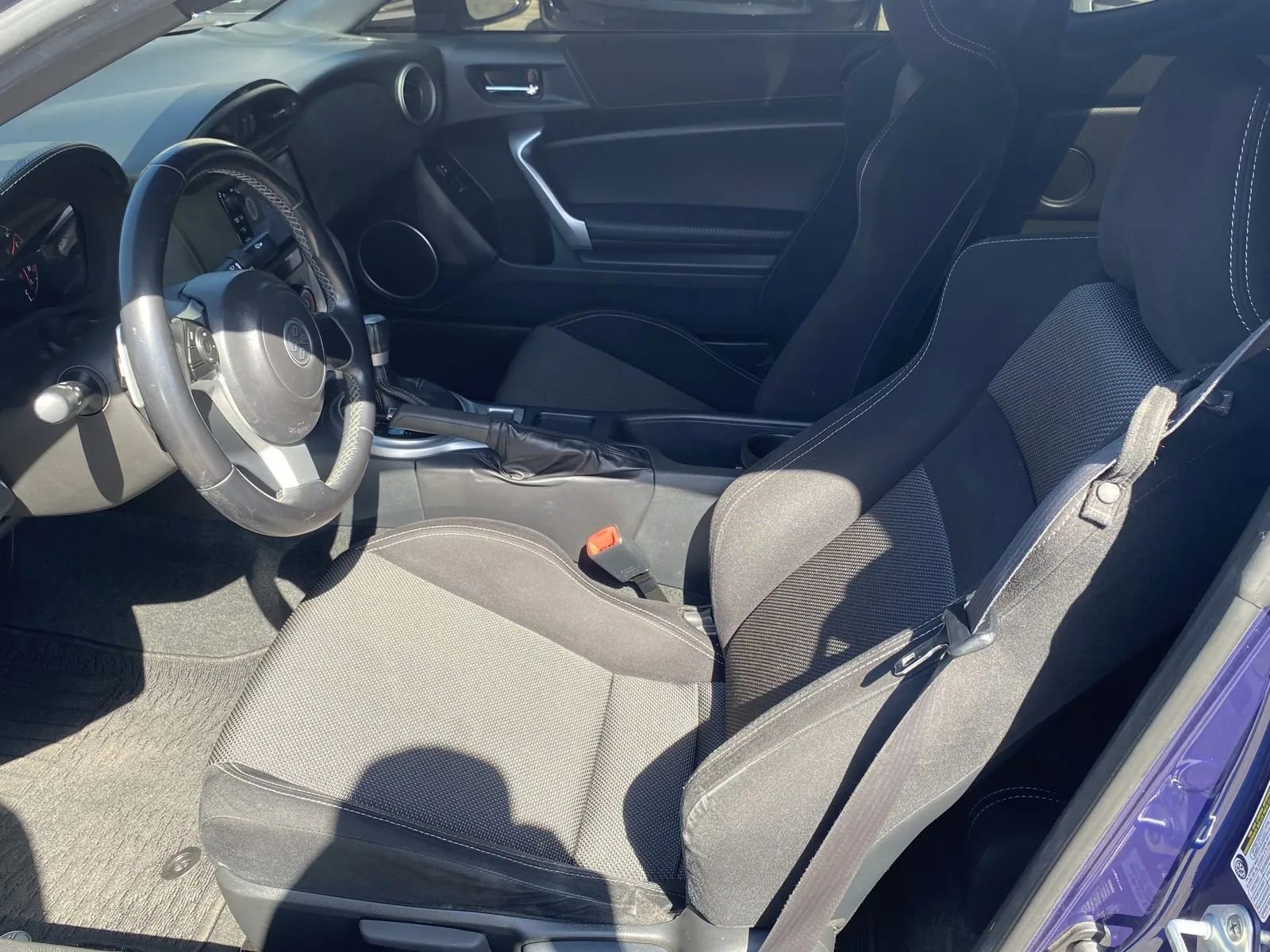 Used 2017 Toyota 86 RWD image 10