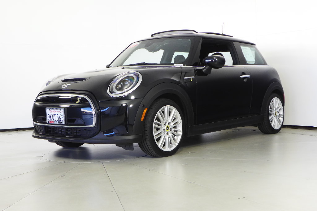 Certified 2024 MINI Cooper SE FWD image 2