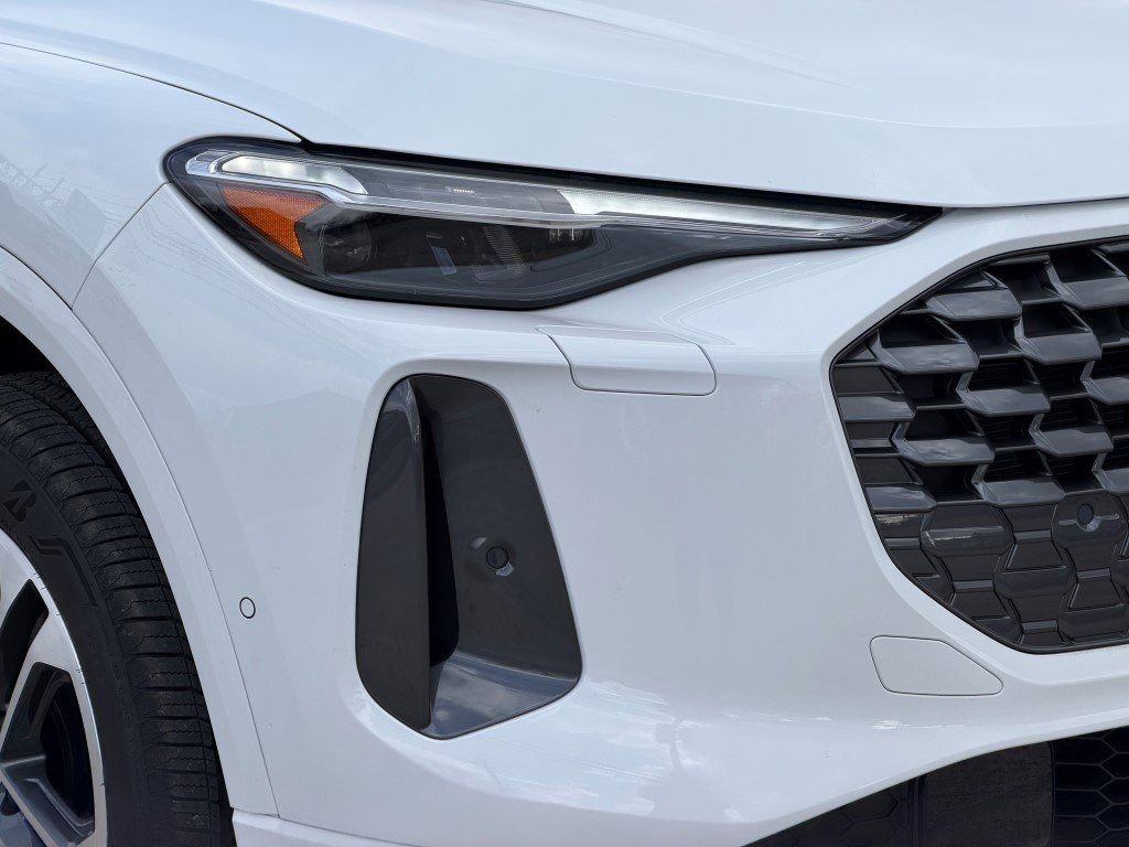 New 2025 Audi Q5 2.0T Premium Plus image 3