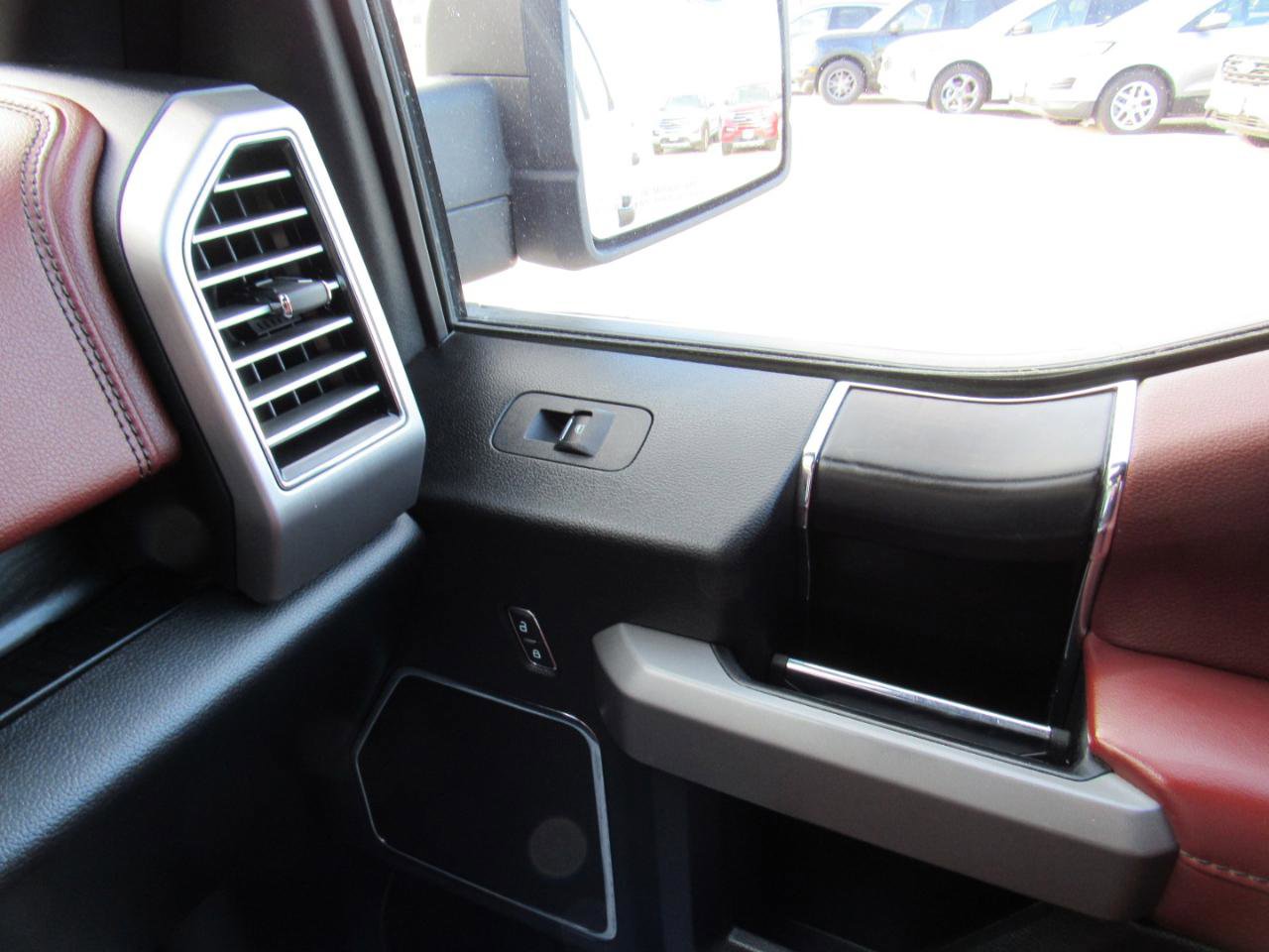 Used 2019 Ford F150 Platinum w/ Equipment Group 701A Luxury image 33