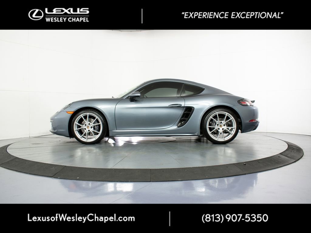 Used 2025 Porsche 718 Cayman RWD image 10
