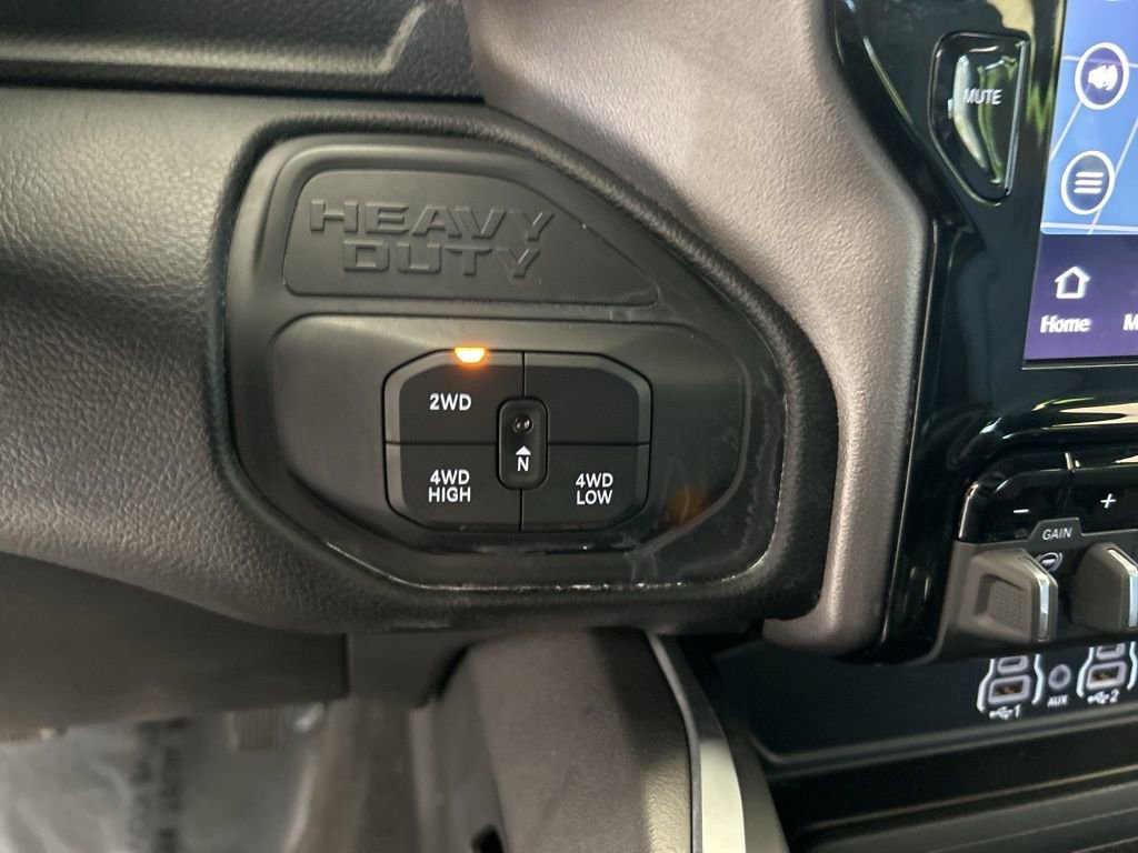 Used 2025 RAM 3500 Big Horn AWD/4WD image 59