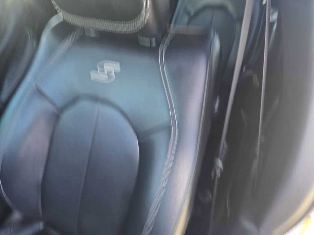 Used 2018 Chrysler Pacifica Touring-L w/ Premium Audio Group FWD image 32
