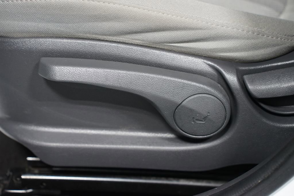 Used 2013 Hyundai Accent GS image 25