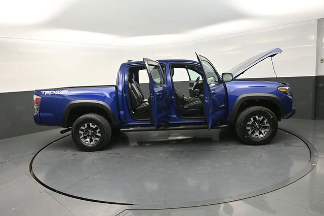 Used 2022 Toyota Tacoma TRD Off-Road w/ TRD Premium Off Road Package image 34