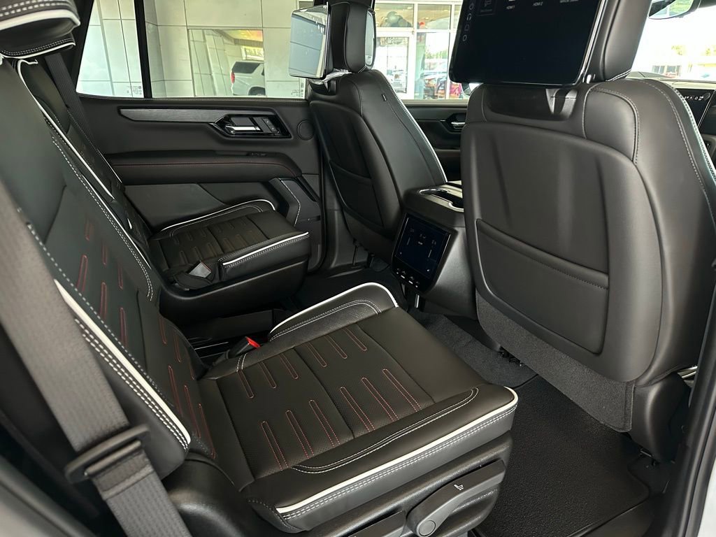 New 2026 GMC Yukon AT4 Ultimate image 19