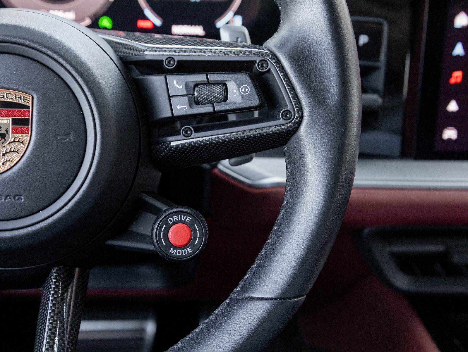 Certified 2024 Porsche Cayenne Turbo GT image 16