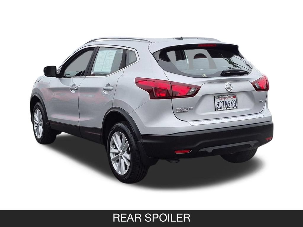 Used 2018 Nissan Rogue Sport SV FWD image 7