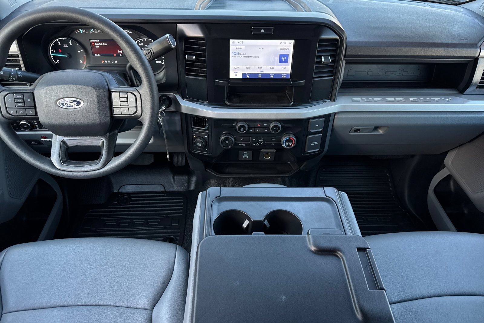 New 2025 Ford F550 4x4 SuperCab Super Duty image 15