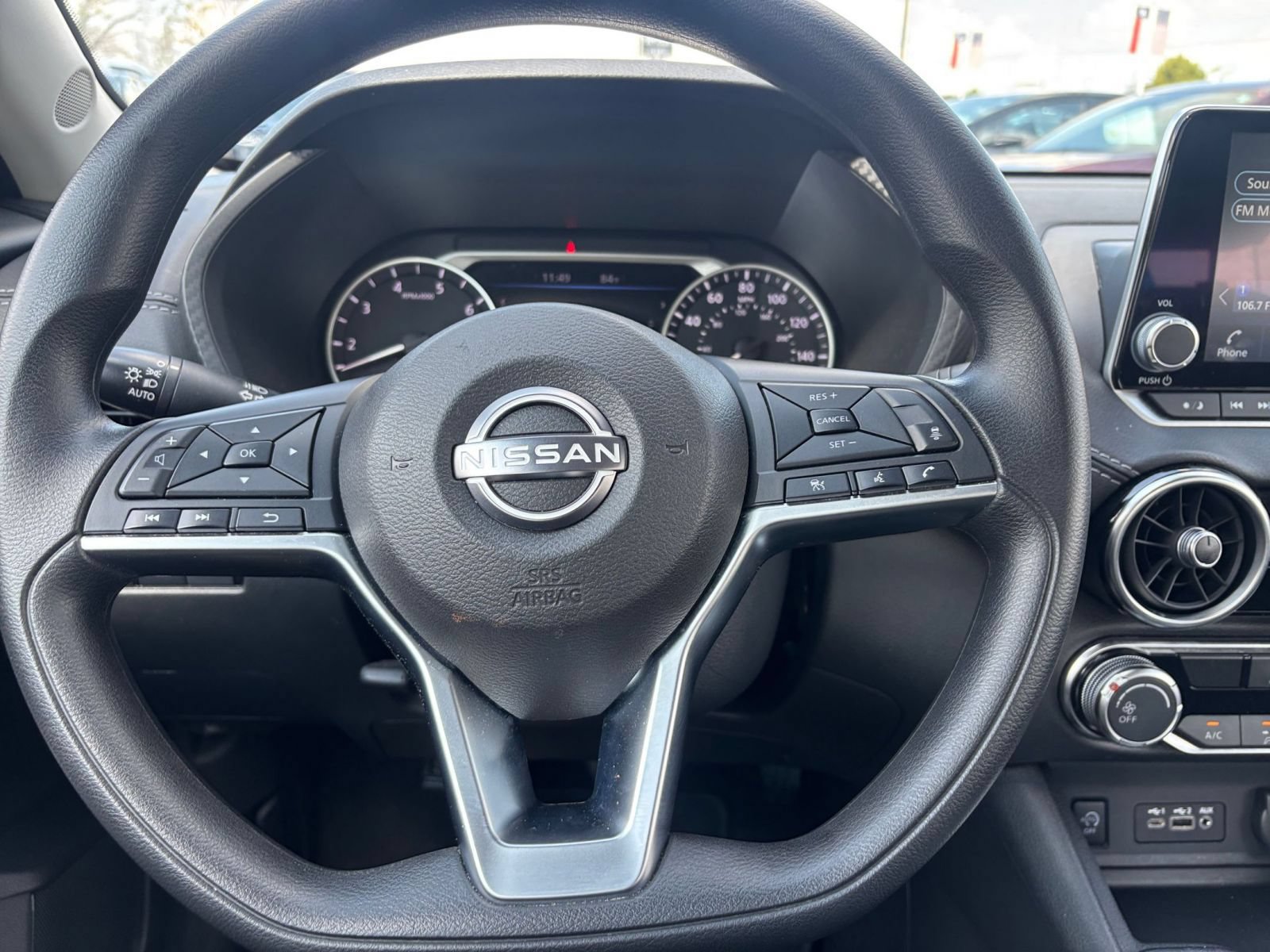 Used 2025 Nissan Sentra SV FWD image 19