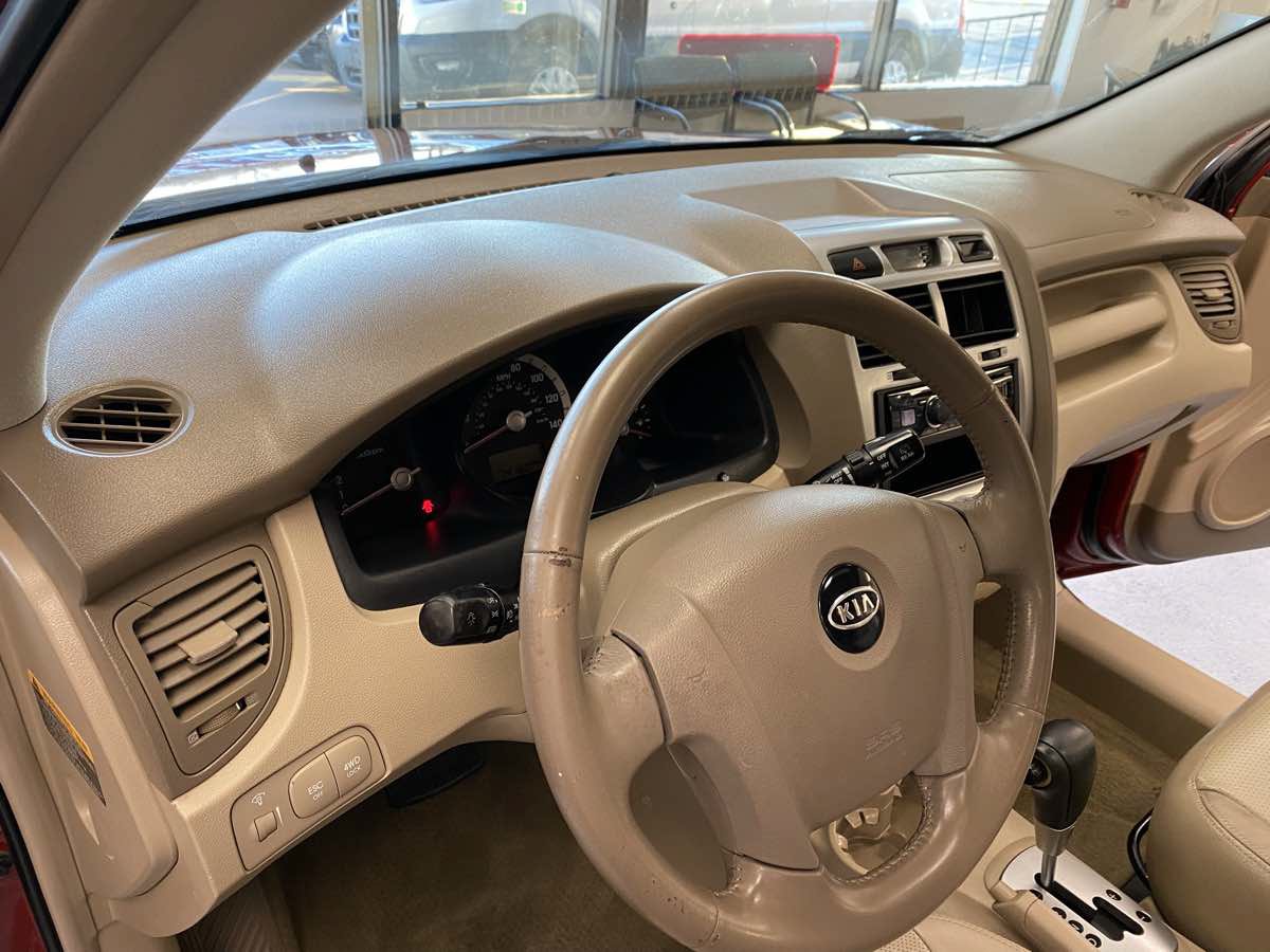 Used 2007 Kia Sportage EX w/ Leather Pkg AWD/4WD image 12