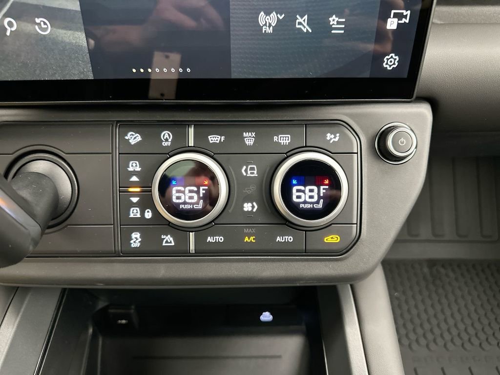 New 2026 Land Rover Defender 110 S image 13