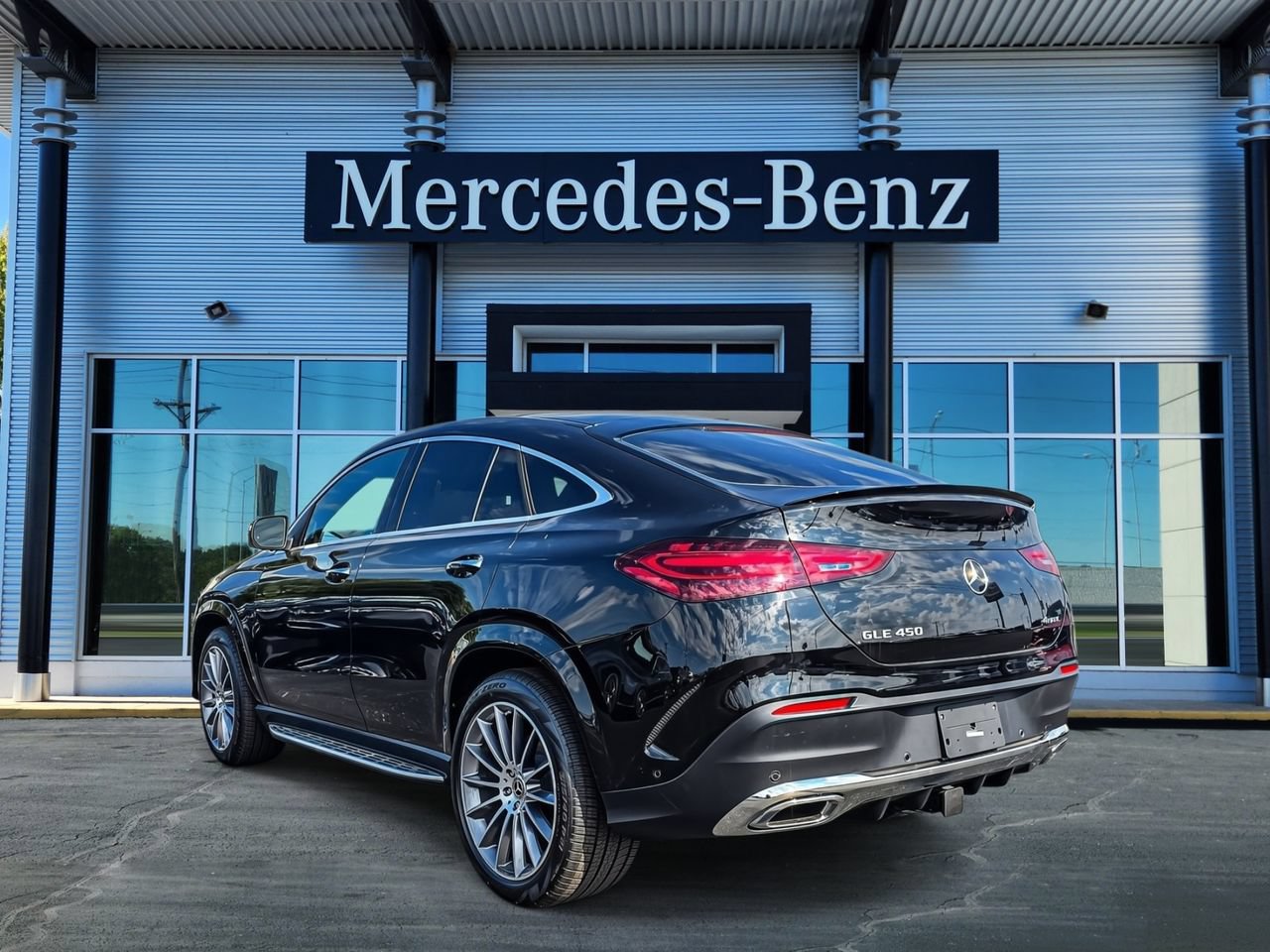 New 2026 Mercedes-Benz GLE 450 4MATIC Coupe image 4