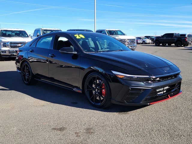 Used 2024 Hyundai Elantra N Base image 4