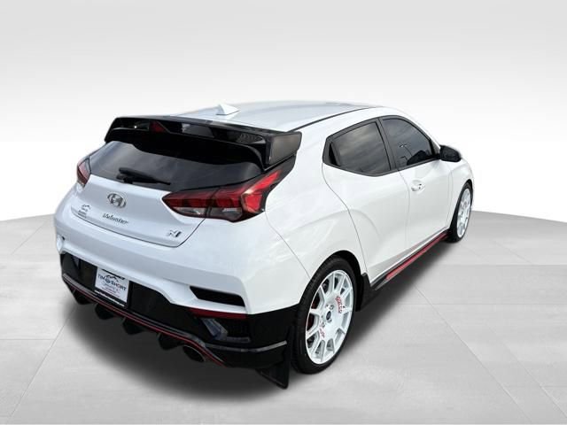 Used 2021 Hyundai Veloster N image 2