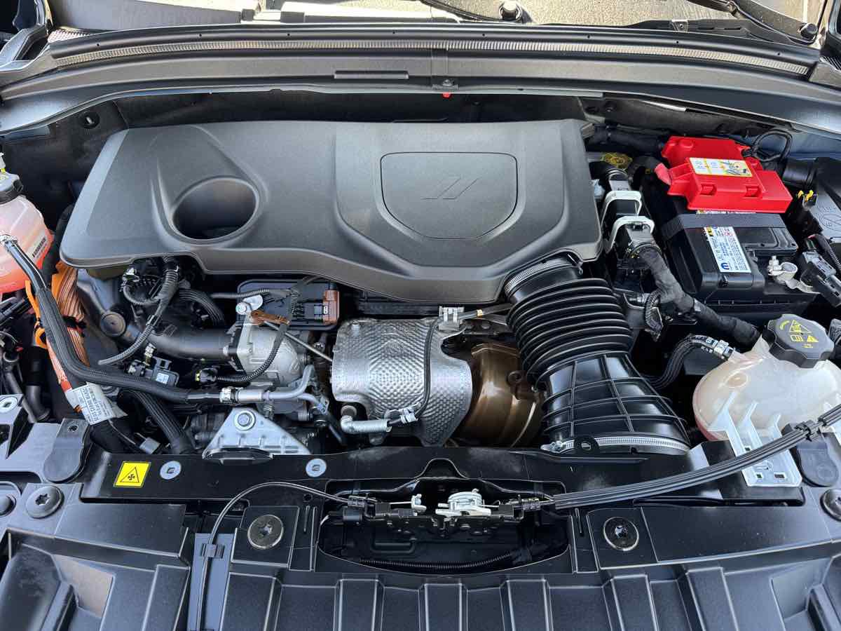 Used 2024 Dodge Hornet R/T Plus AWD/4WD image 9