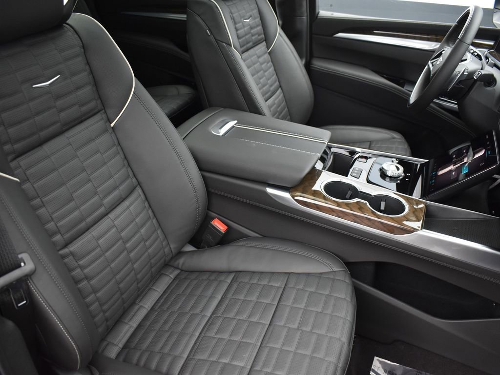 Certified 2026 Cadillac Escalade Platinum Sport w/ LPO, ONYX Package image 39