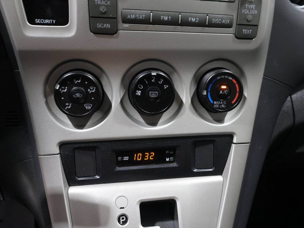 Used 2009 Toyota Matrix FWD image 22