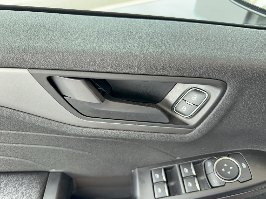 Used 2025 Ford Escape Active w/ Tech Pack #1 image 9