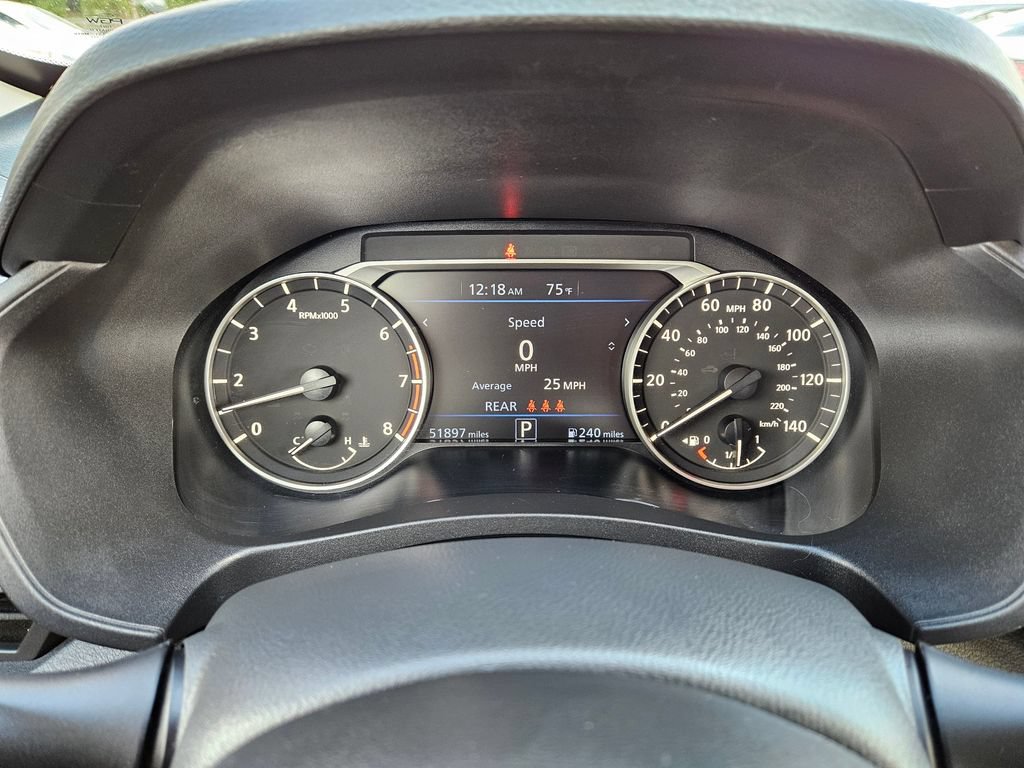 Used 2024 Nissan Altima 2.5 SV FWD image 22