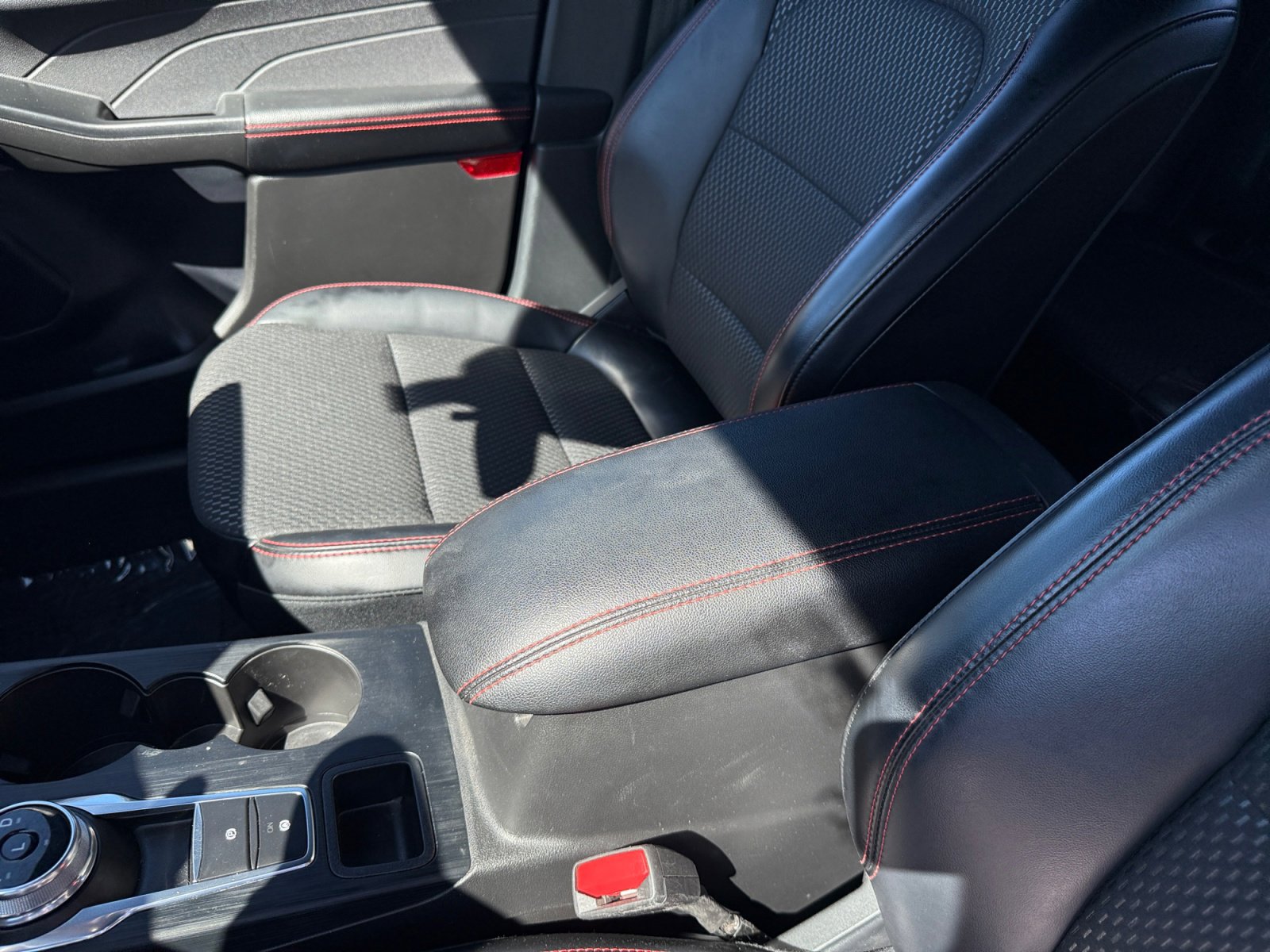 Certified 2024 Ford Escape ST-Line w/ Tech Pack #1 image 14