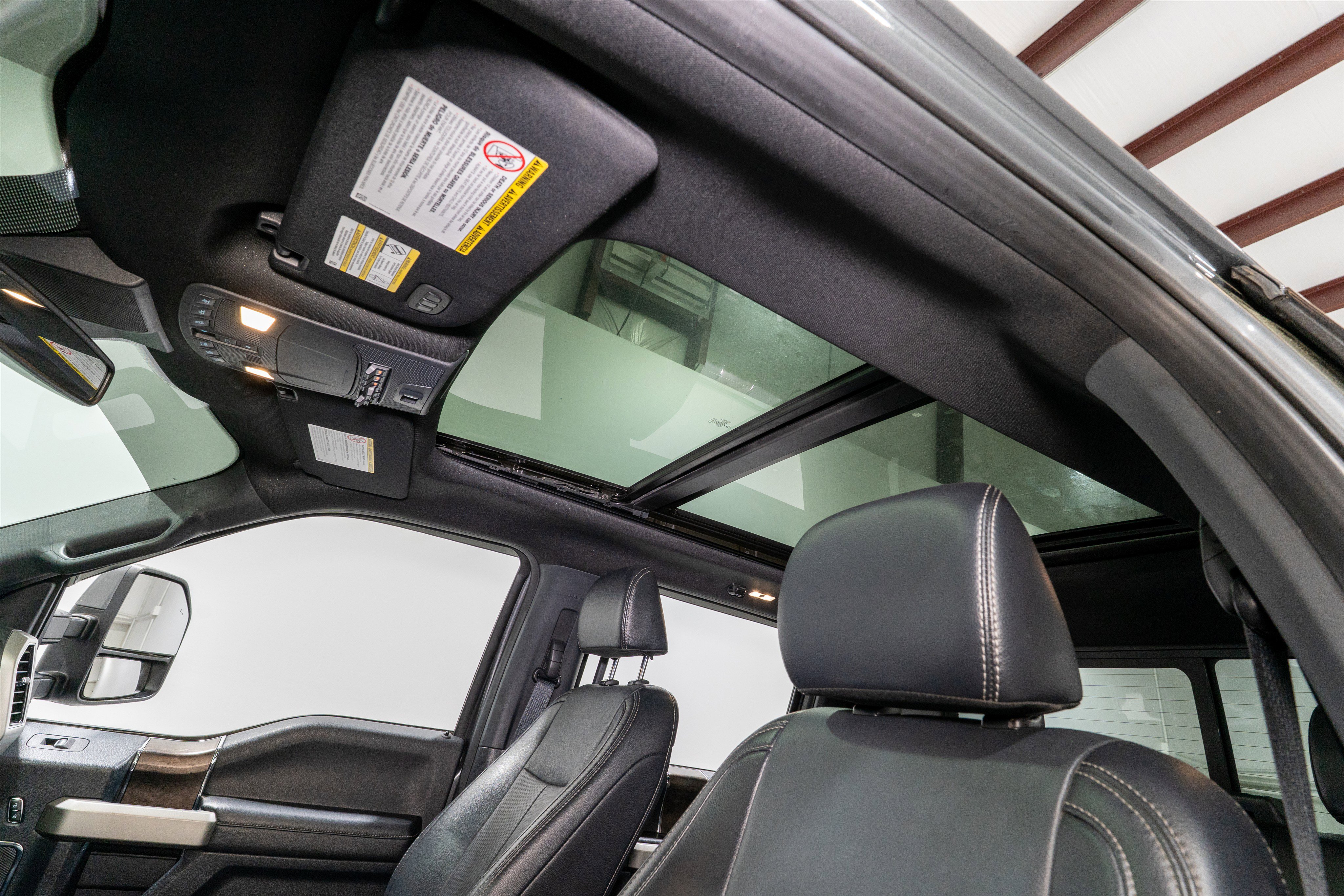 Used 2022 Ford F250 Lariat w/ Lariat Ultimate Package image 19