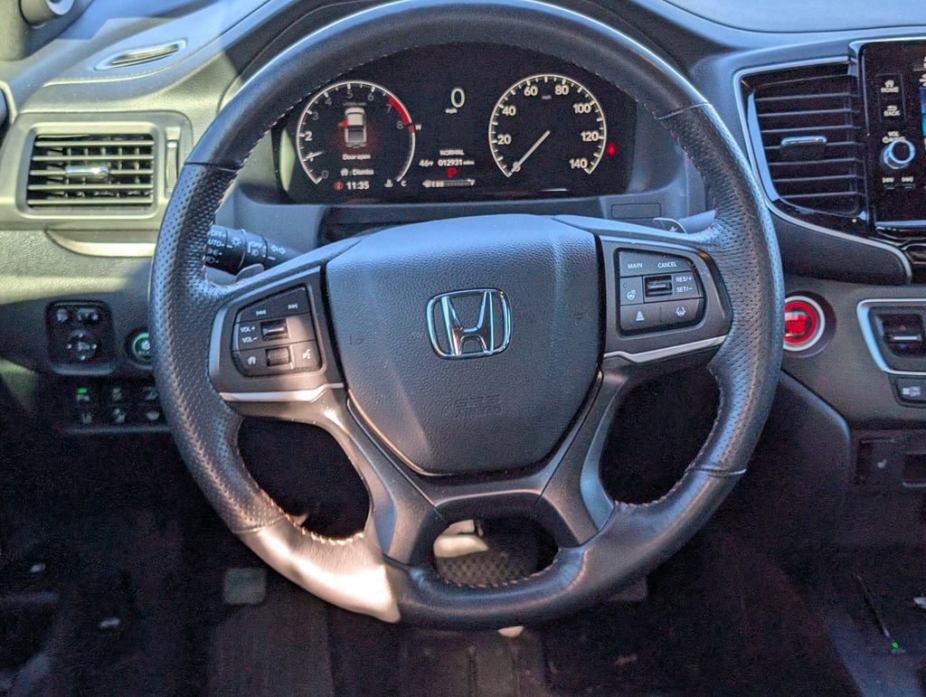 Used 2025 Honda Ridgeline TrailSport image 11