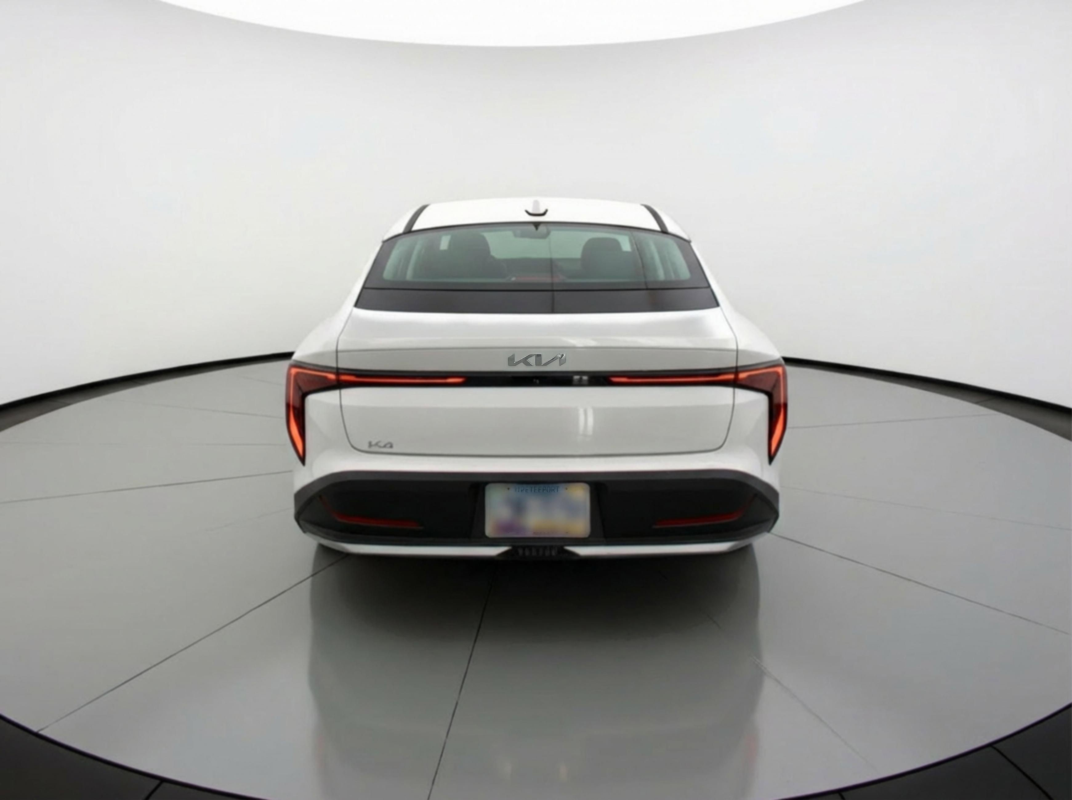 Used 2025 Kia K4 FWD image 7