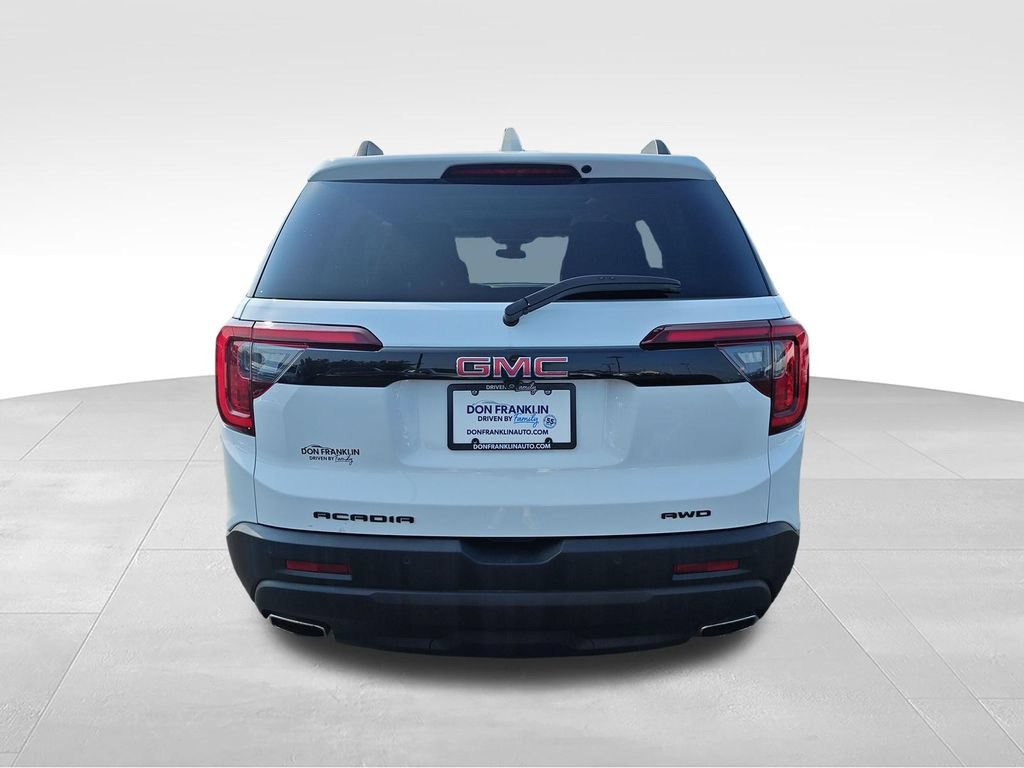 Used 2023 GMC Acadia SLE w/ Driver Convenience Package AWD/4WD image 4