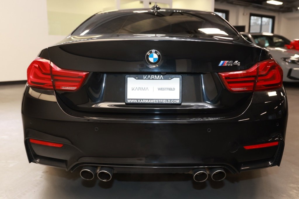 Used 2019 BMW M4 Coupe w/ Executive Package image 6