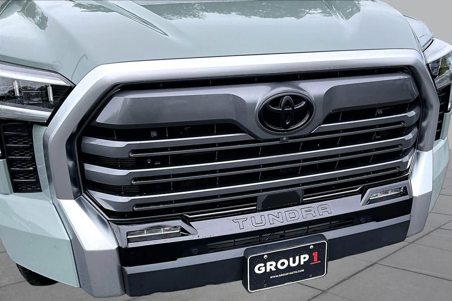 Used 2024 Toyota Tundra Limited AWD/4WD image 29