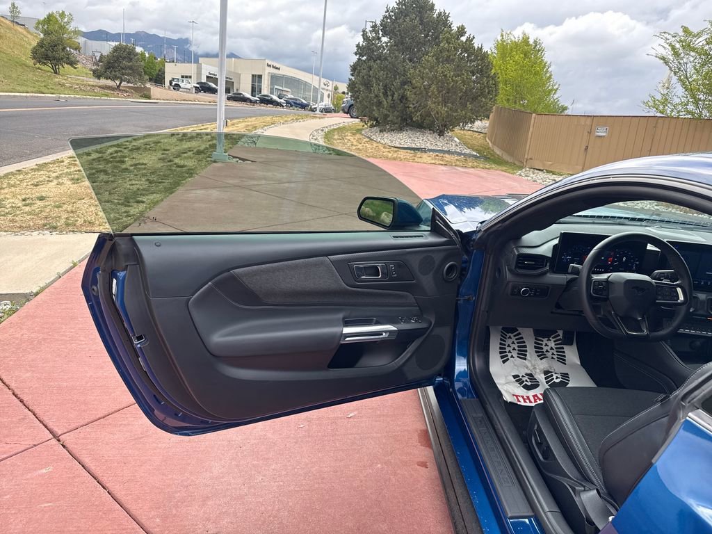 Used 2024 Ford Mustang GT w/ GT Performance Package RWD image 12