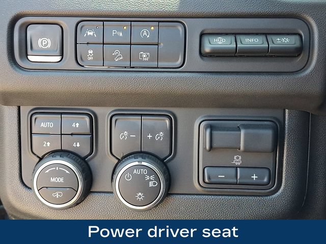 Used 2024 Chevrolet Tahoe High Country AWD/4WD image 9
