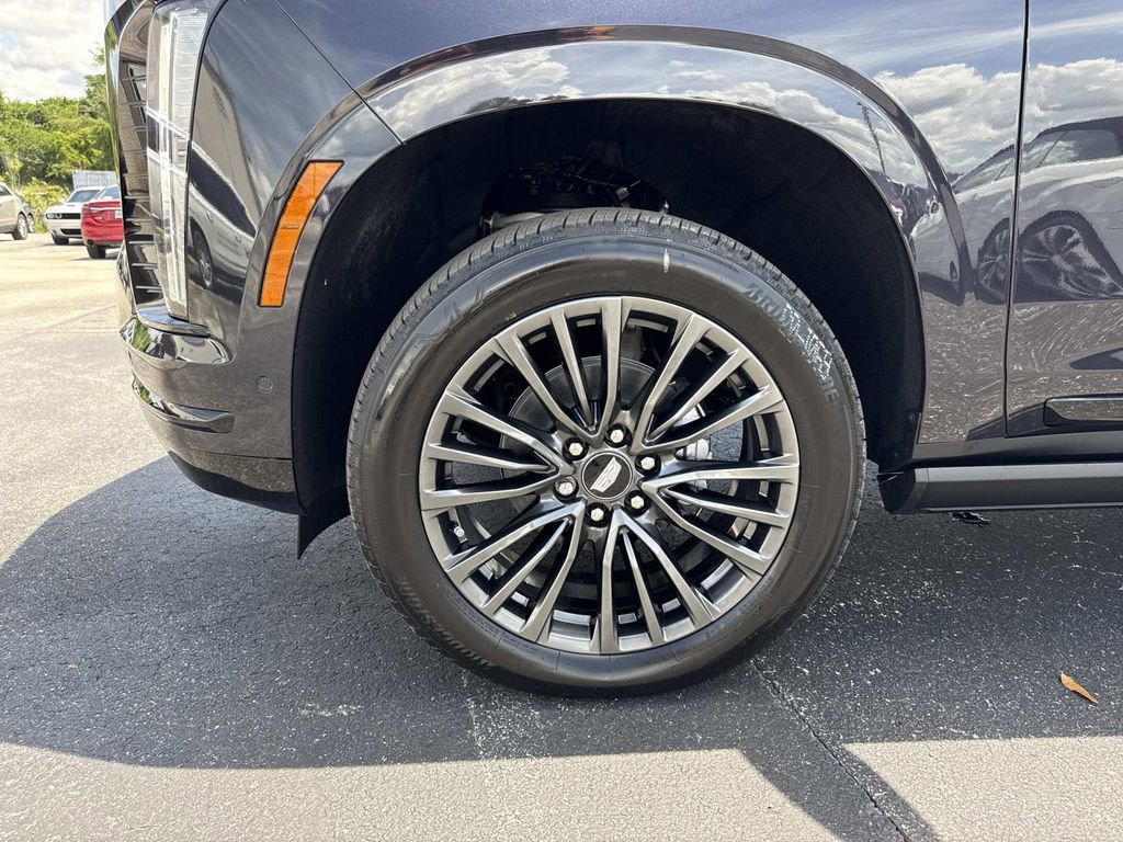 New 2026 Cadillac Escalade Platinum Sport w/ LPO, Floor Liner Package AWD/4WD image 10