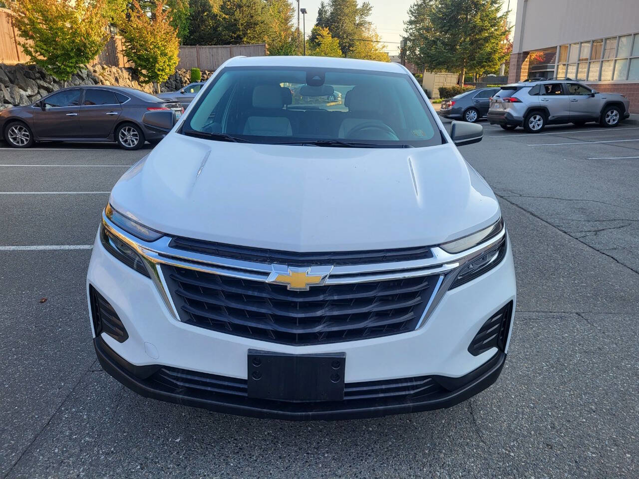 Used 2024 Chevrolet Equinox LS w/ LS Convenience Package image 7