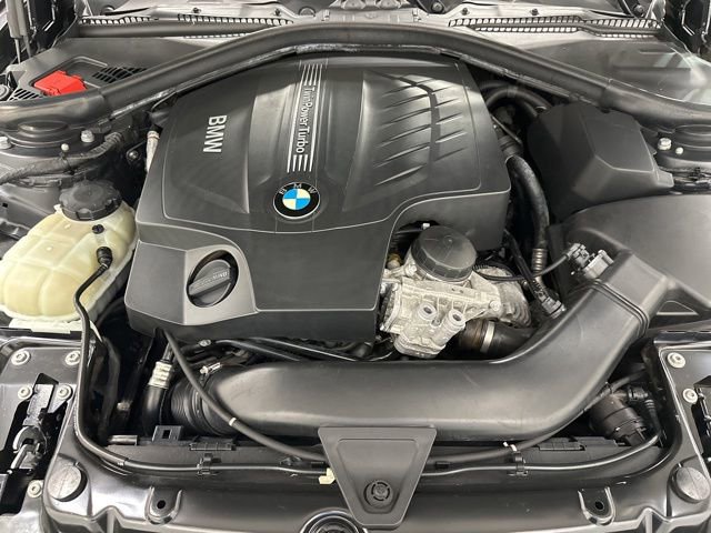 Used 2014 BMW 335i xDrive Sedan AWD/4WD image 10