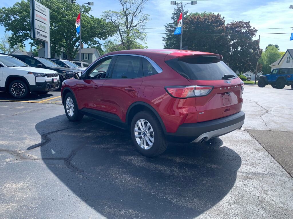Used 2020 Ford Escape SE AWD/4WD image 5